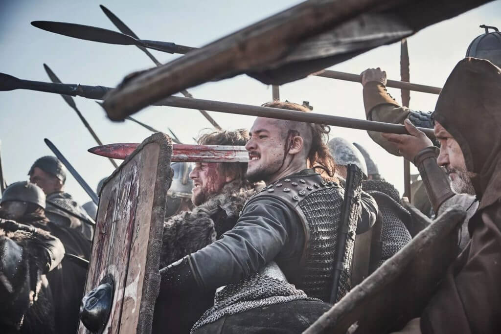 Сериал Последнее королевство "битва титанов" Сериал Последнее королевство "битва титанов"