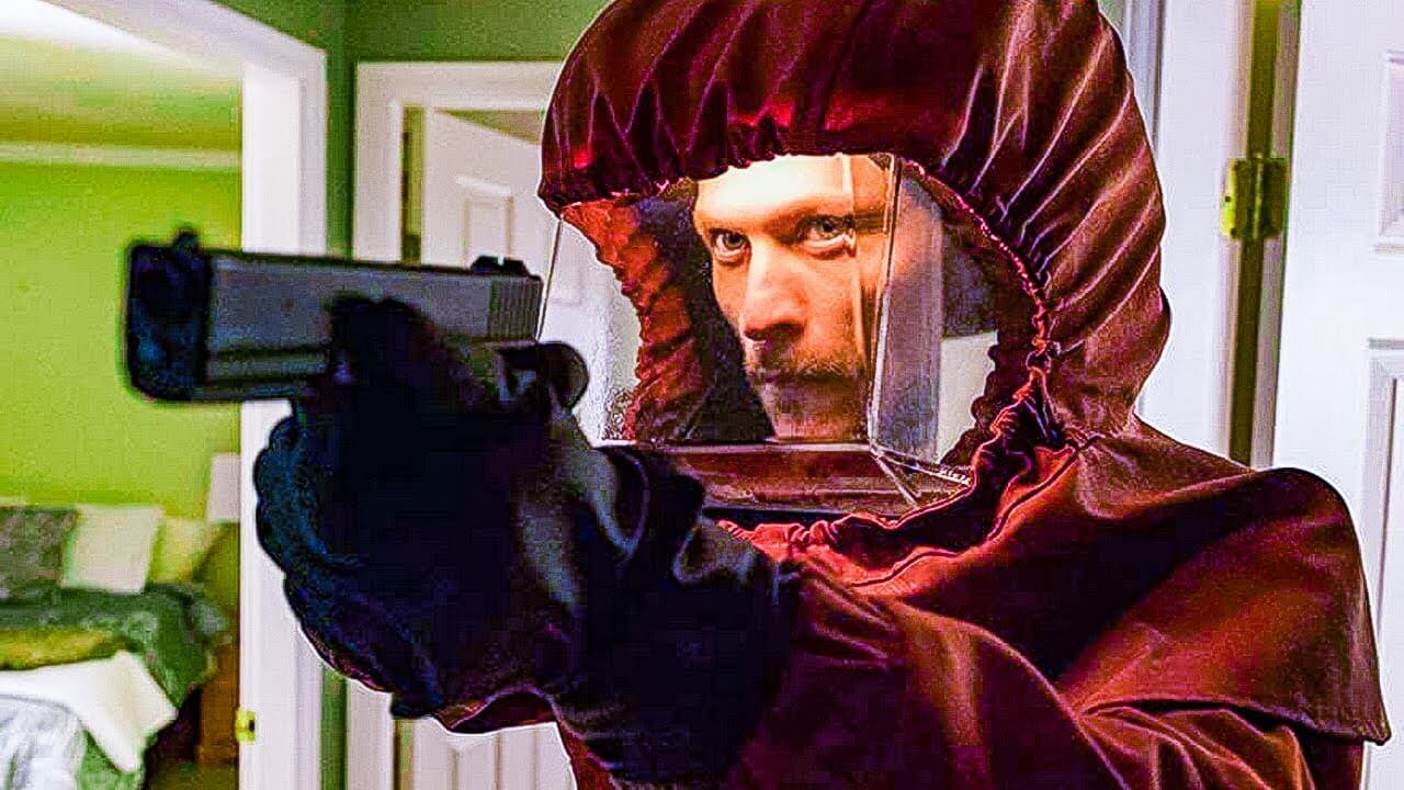 Сериал Обломки 2021 постер